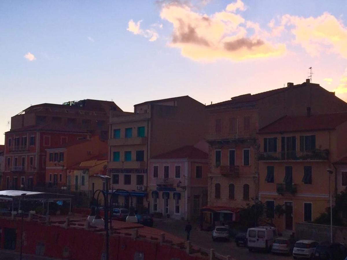 Vila Cala Gavetta Marina Loft La Maddalena  Exteriér fotografie