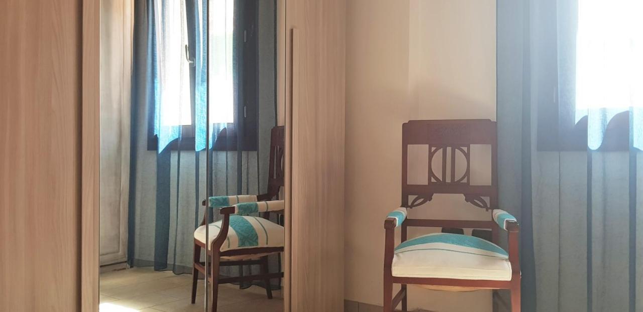 Vila Cala Gavetta Marina Loft La Maddalena  Exteriér fotografie