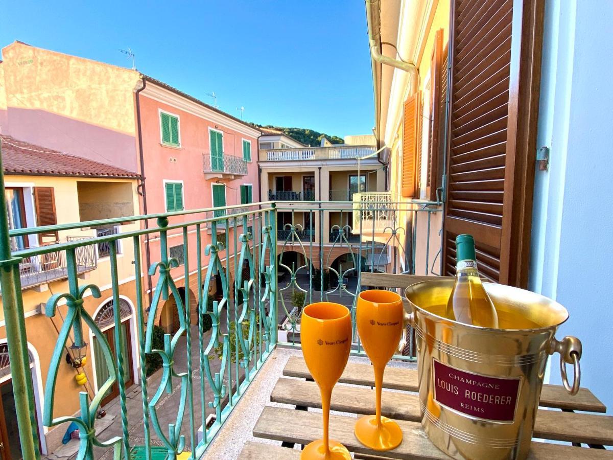 Vila Cala Gavetta Marina Loft La Maddalena  Exteriér fotografie