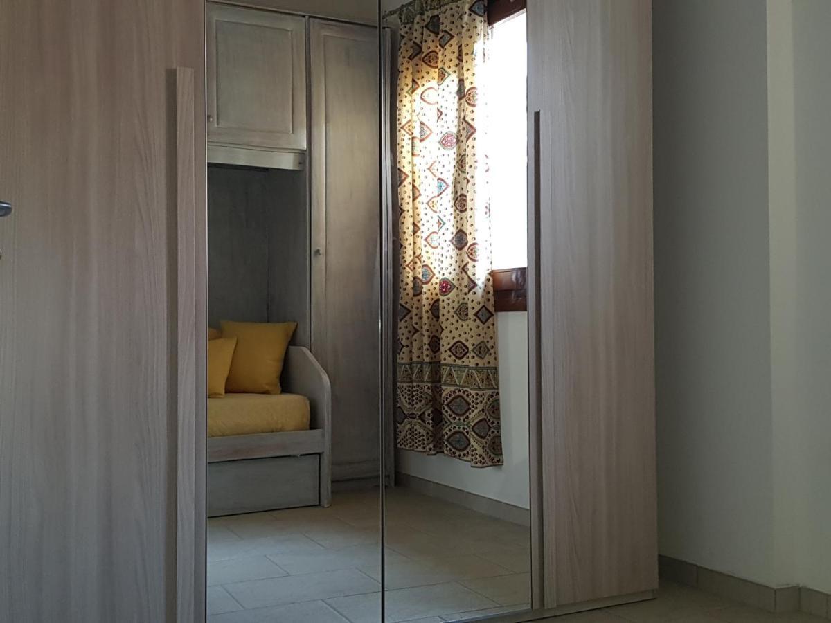 Vila Cala Gavetta Marina Loft La Maddalena  Exteriér fotografie